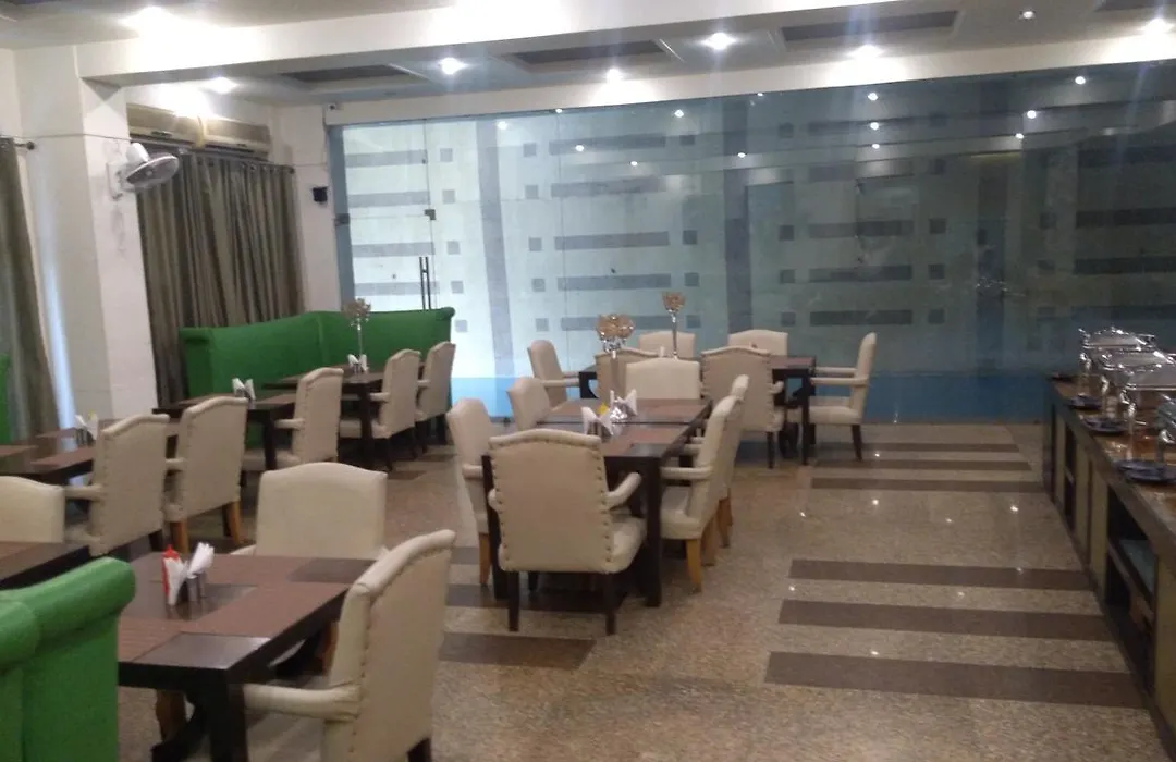 Hotel Bizzotel-1