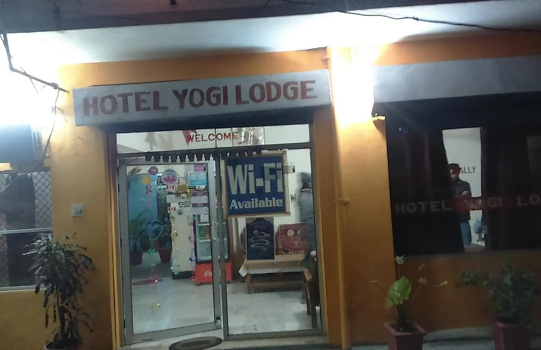Hotel Yogi Lodge-1