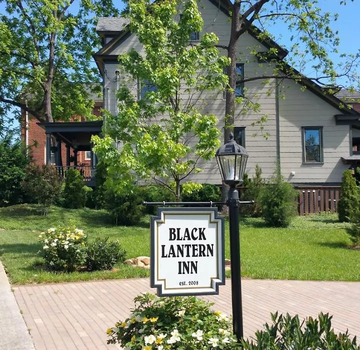 Black Lantern Inn-1