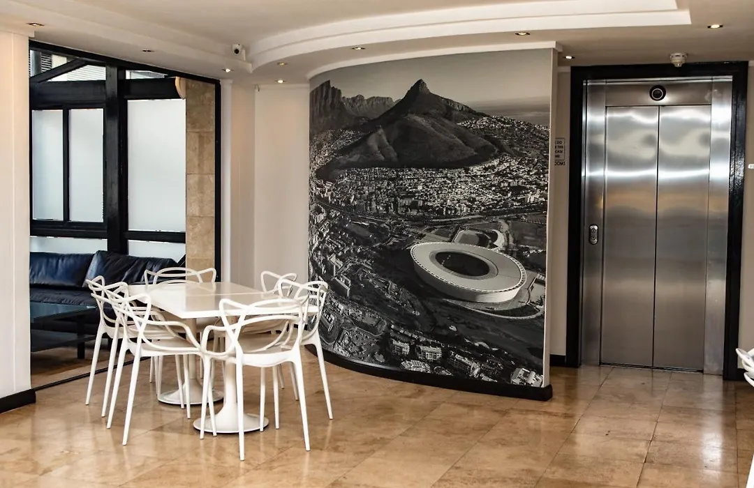 Urban Chic Boutique Hotel & Cafe-1
