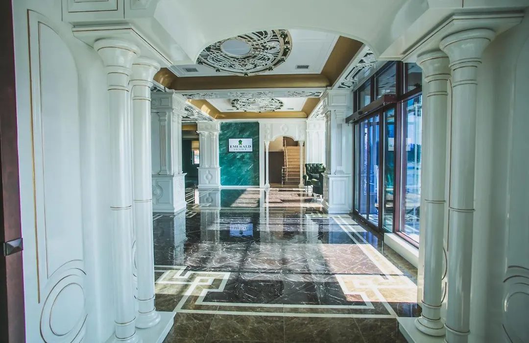 Emerald Hotel Baku-1