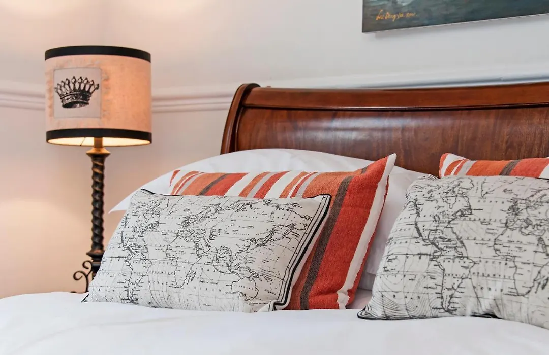 Apple Tree Boutique B&B-1