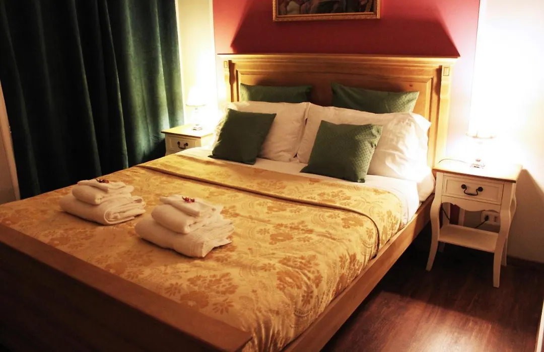 Raphael Rooms-1
