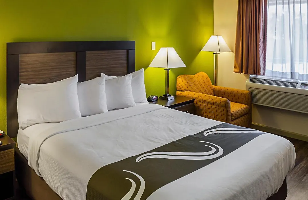 Quality Inn Biloxi Beach-1