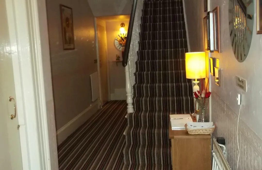 Ashfield Guest House-1
