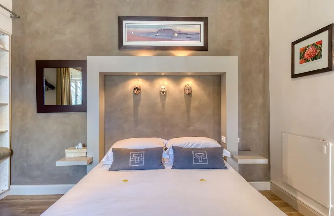 De Tafelberg Guesthouse-1