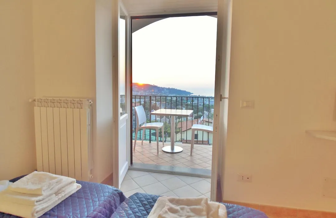 Lemon Flats Sorrento-1