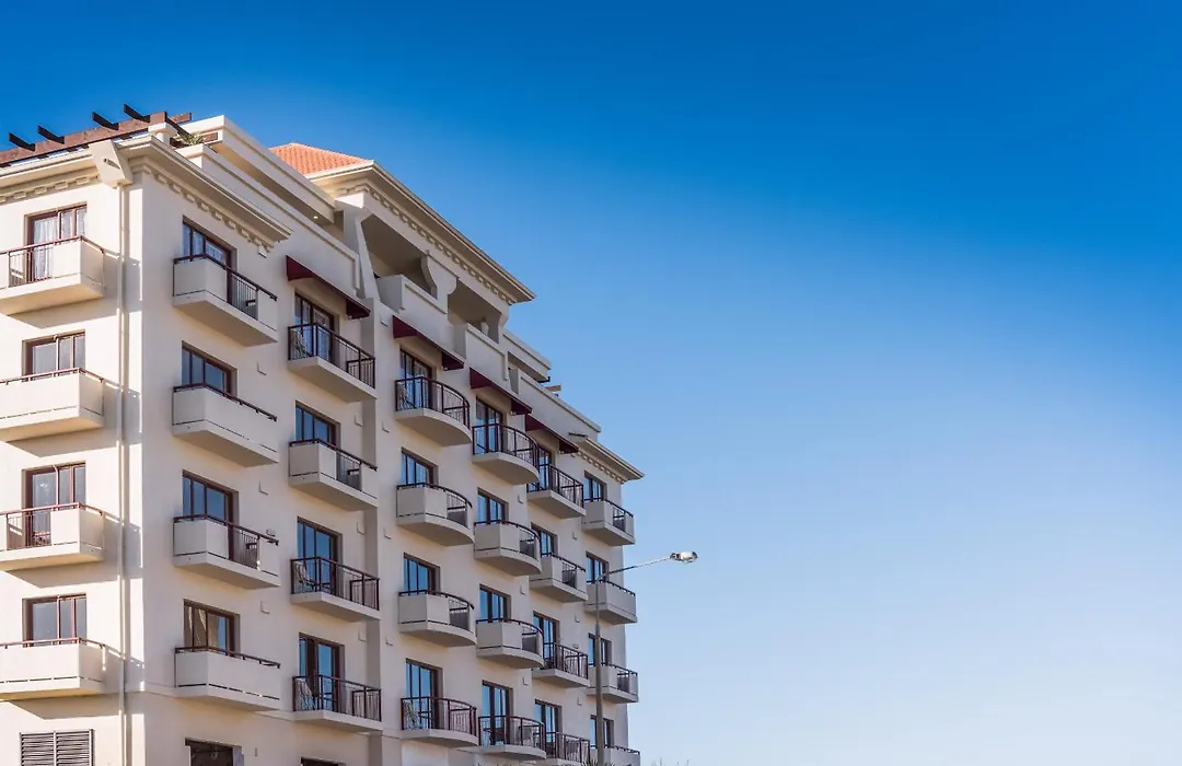 Fino Hotel & Suites-1