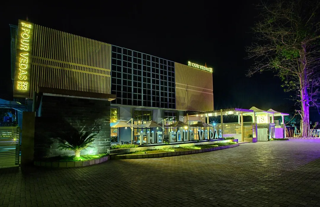 Four Vedas Hotel & Resort-1