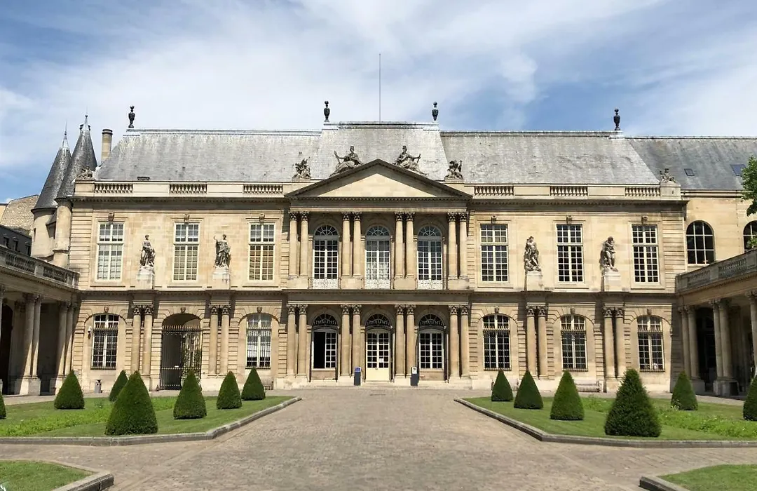 Pavillon Marais-1