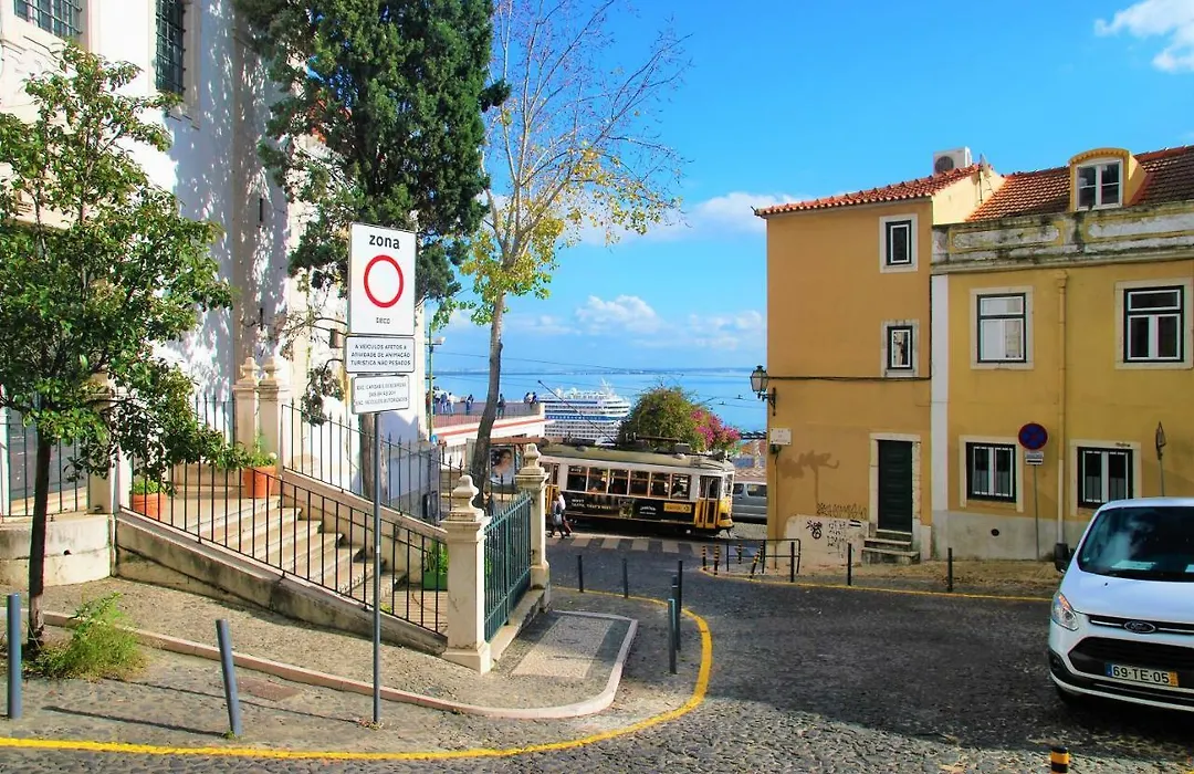 Contador Mor Rooms And Apartments-1