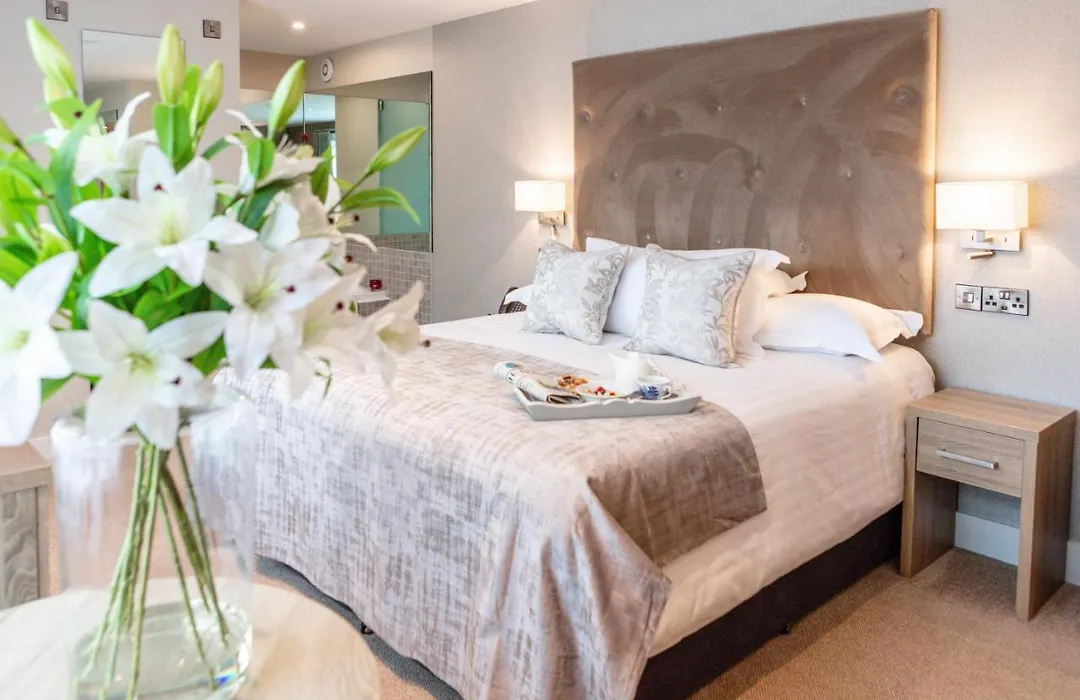 Gleesons Townhouse Booterstown-1