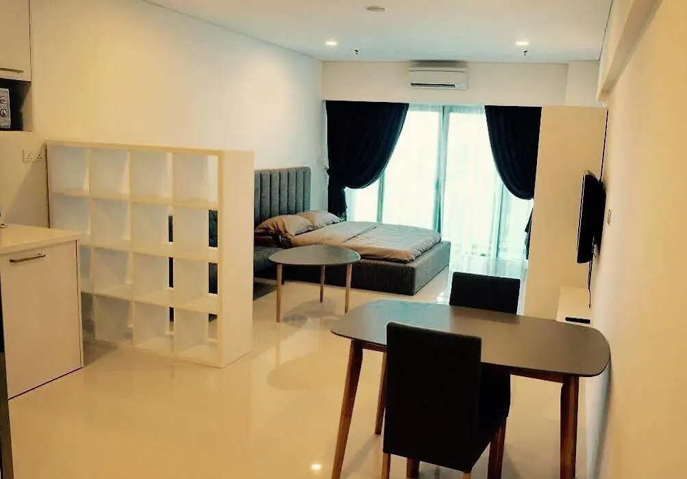 Summer Suites Studios-1