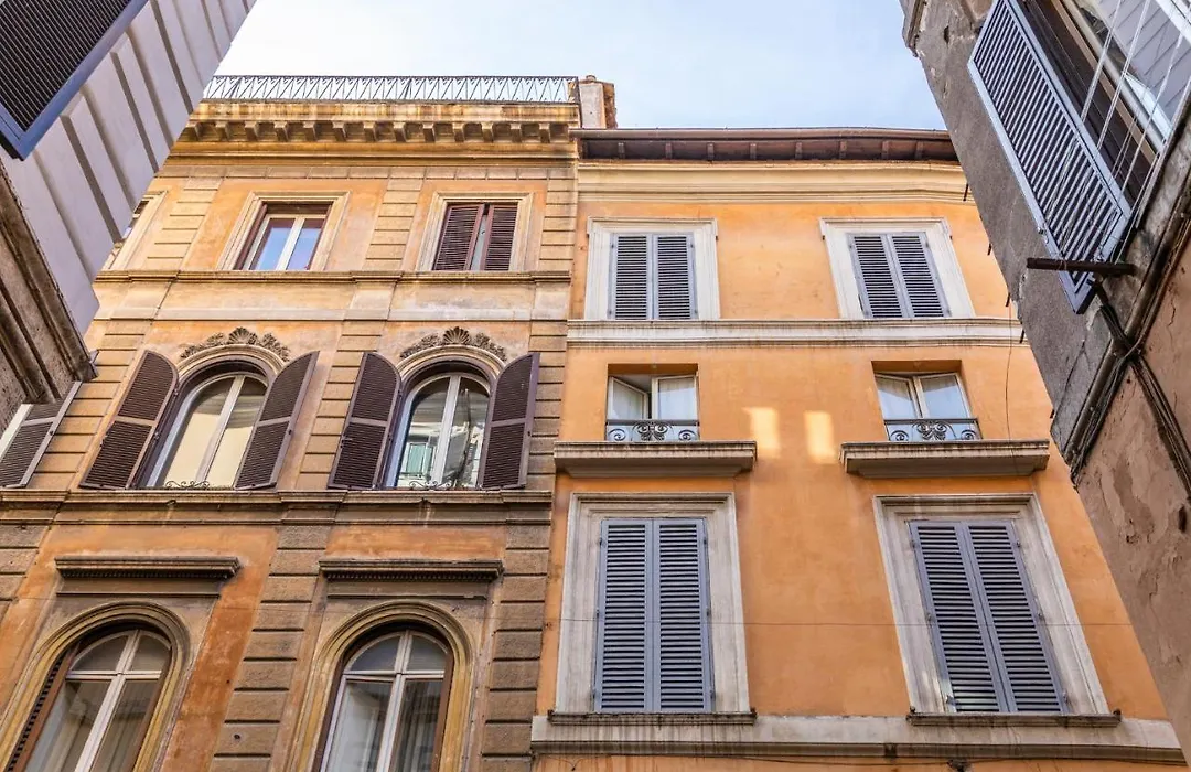 Giubbonari Suites-1