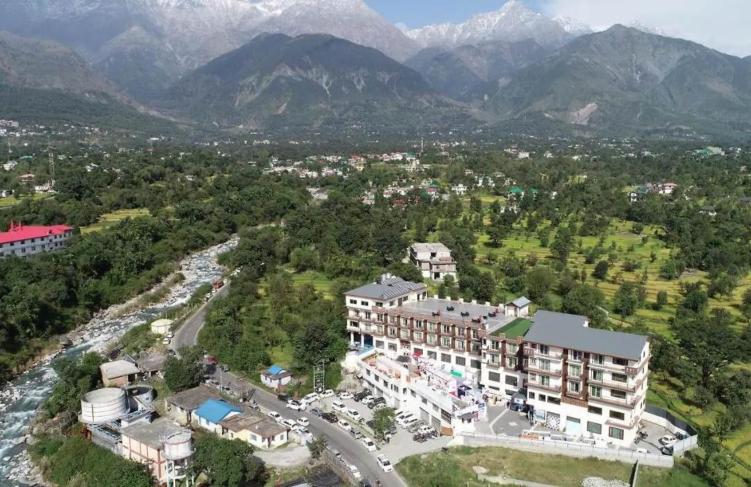 D'Polo Club & Spa Resort Dharamshala-1
