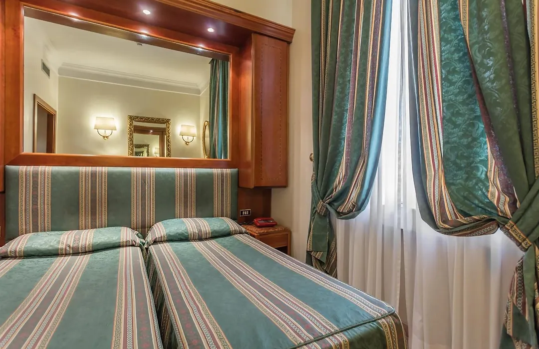 Raeli Hotel Luce-1