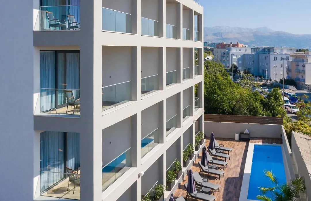 Ellure Luxury Suites-1