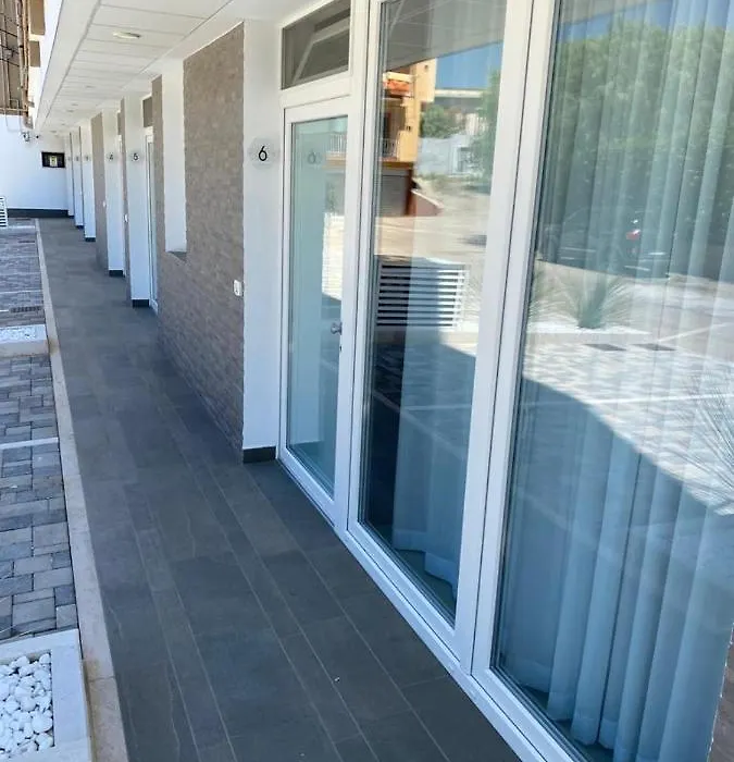 Beeapartments-1
