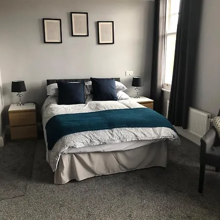 Carlton Guest House-2