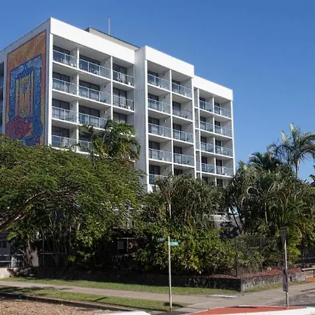 Cairns Plaza Hotel-3