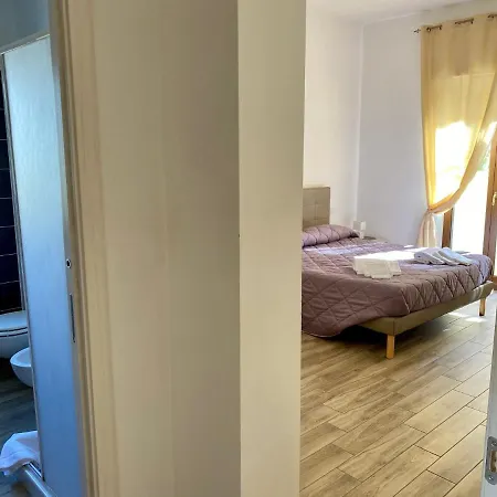 Caruso Rooms-3