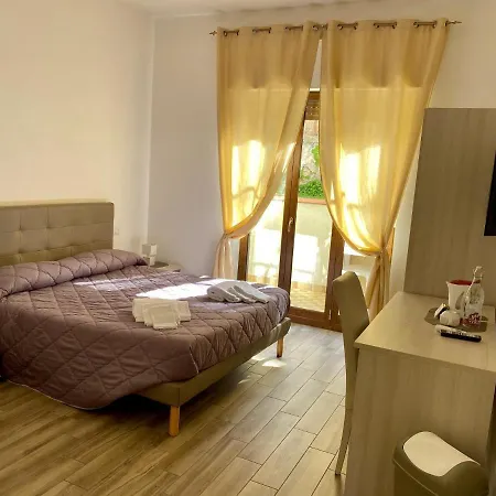 Caruso Rooms-2