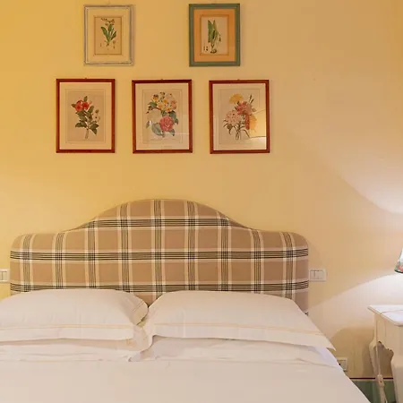 Casa Uffizi XIII Century Tower House Boutique Hotel-3