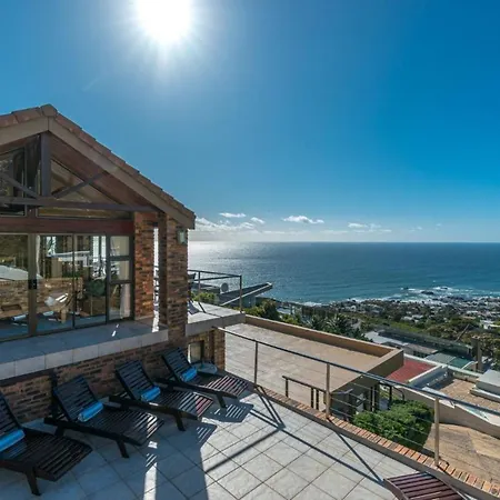 Auberge Cape Guesthouse-2