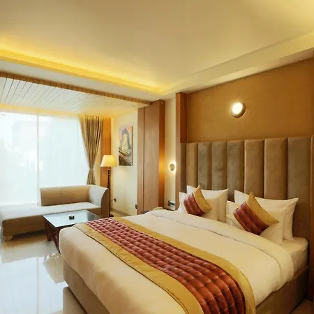 Hotel Omega - Gurgaon Central, Sec 45-2
