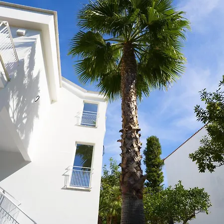 Villa Cettina Boutique Hotel-3