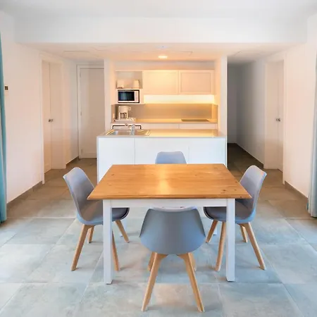 Apartamentos Playamar-3