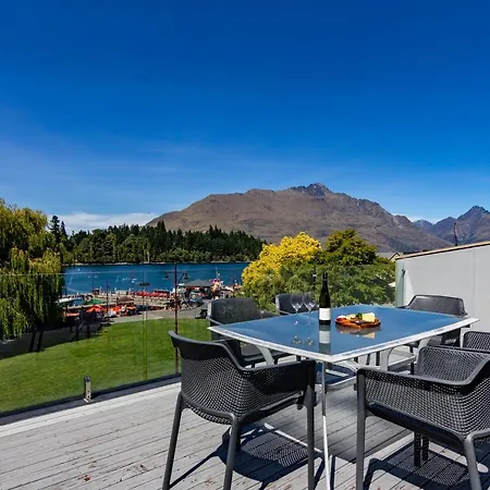 Heart Of Queenstown-3