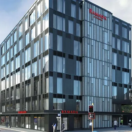 Ramada By Wyndham Wellington Taranaki Street-2