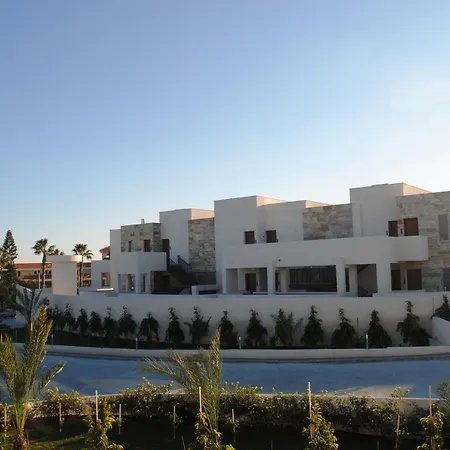 Gold Lagoon Kosher Hotel - By Amphora Hotel & Suites-2