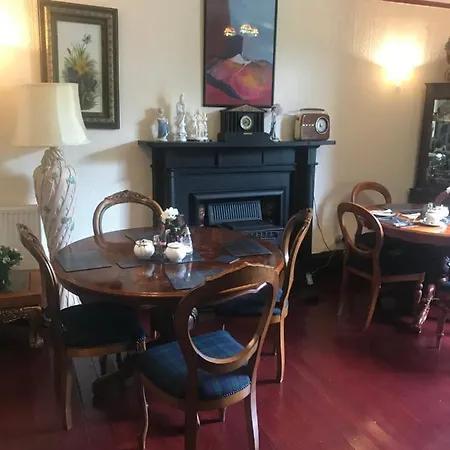 Cavell House-2