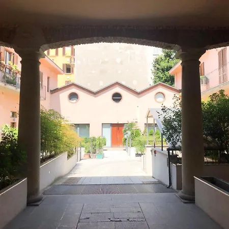 Easy Milano - Rooms And Apartments Navigli-3