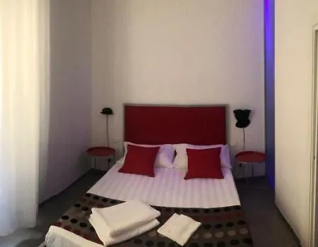 Room 76-3