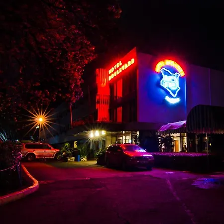 Sentrim Boulevard Hotel-3
