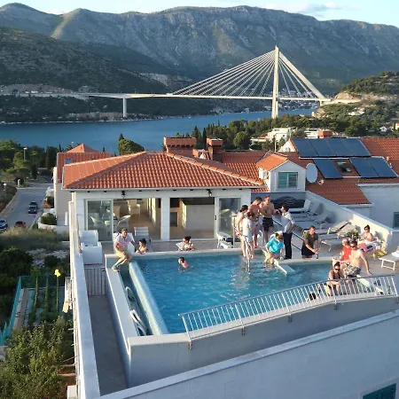 Villa Antea Apartments With Free Parking-2