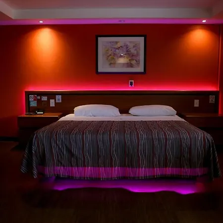 Hotel Montreal-2