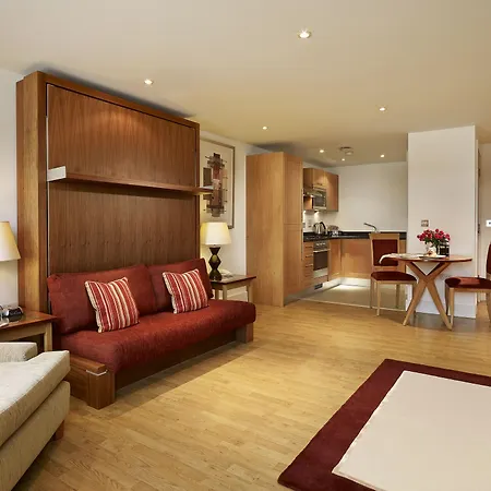 Marlin Apartments - London Bridge Empire Square-2