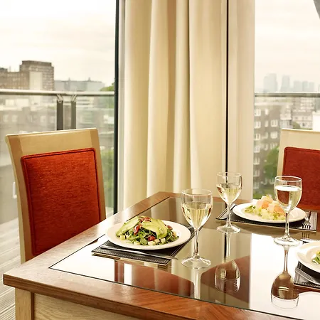 Marlin Apartments - London Bridge Empire Square-3