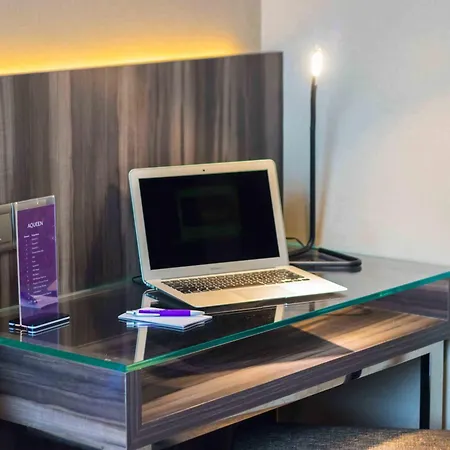 Aqueen Hotel Paya Lebar-3