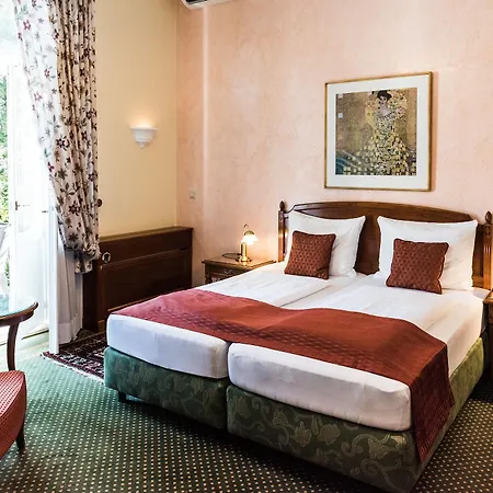Hotel Park Villa-3