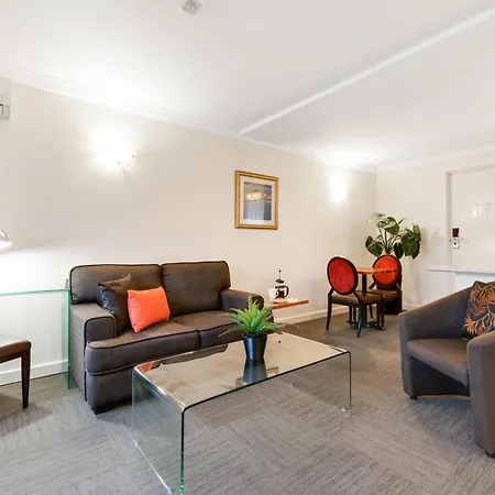 The Peninsula Riverside Serviced Apartments-3