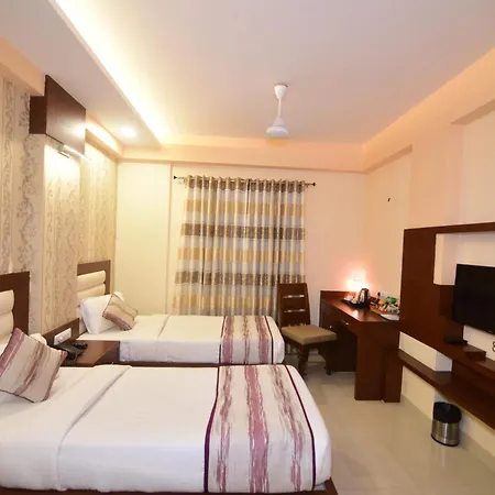 Hotel Varanasi Inn-3