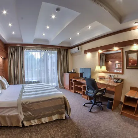 Hotel Uyut Almaty-3