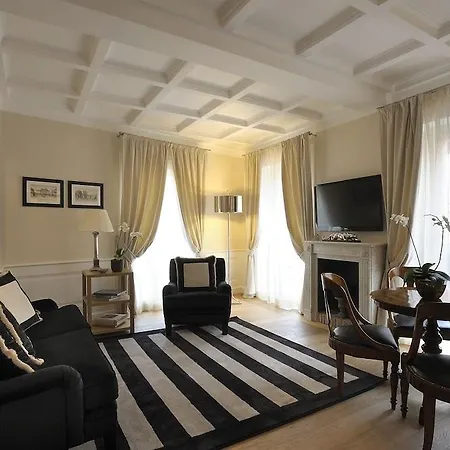 Trevi Palace Luxury Inn-2