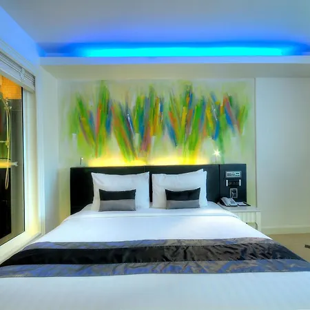 Aspira Skyy Sukhumvit 1-3
