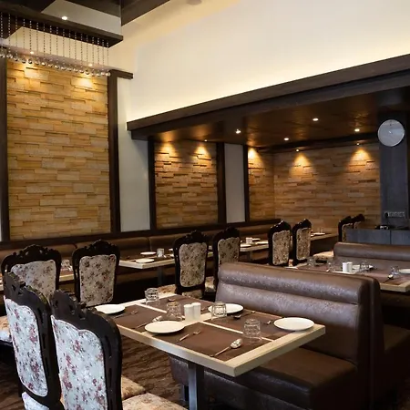 Gold Crest Business Hotel-2
